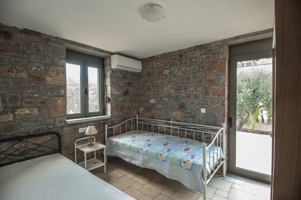 Μικρό υπνοδωμάτιο του Elaiodentron eco House στο Καβούσι, Ανατολική Κρήτη